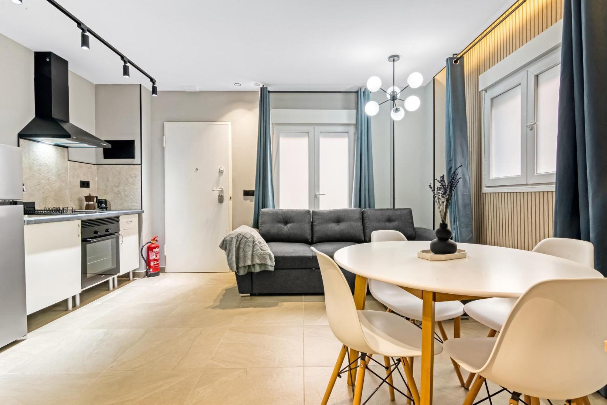 City Scape Suites Валенсія Екстер'єр фото